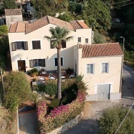 Bouganville B&B Cefalù Kültér fotó