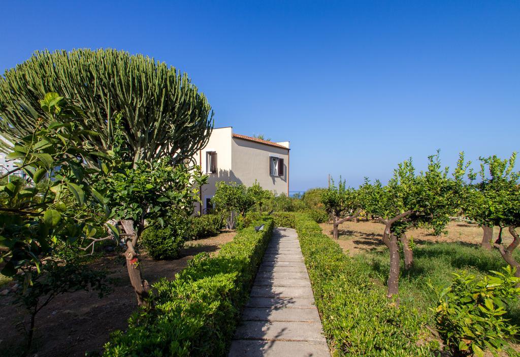 Bouganville B&B Cefalù Kültér fotó